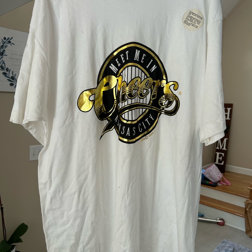 Fruit of the Loom White and Gold Graphic Tee